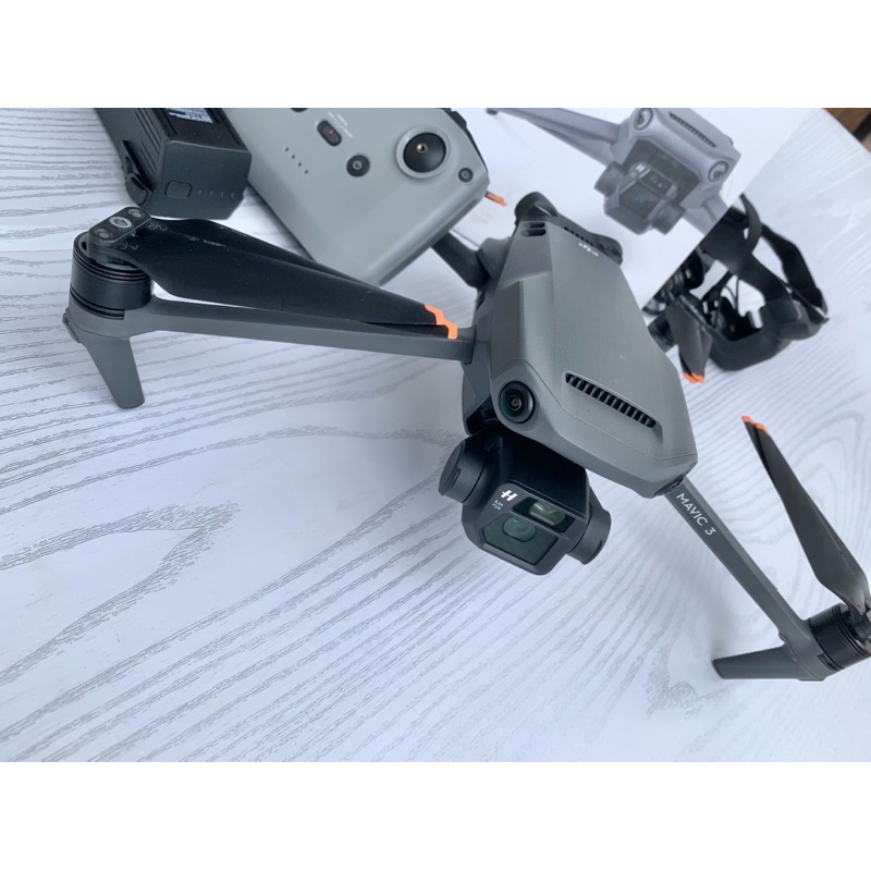 Jual DJI Mavic 3 Basic Mulus Like New | Shopee Indonesia