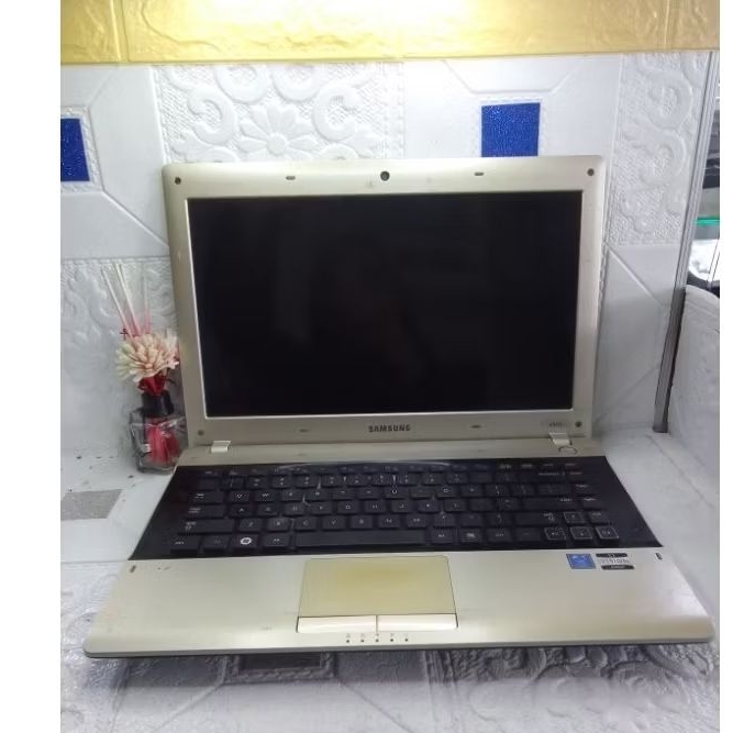 Jual LAPTOP KESING UNIT SAMSUNG RV413 | Shopee Indonesia