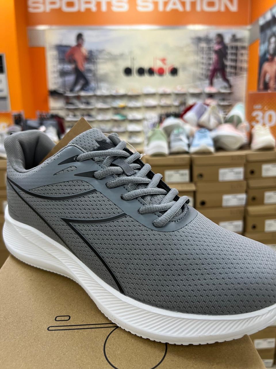 Jual Diadora Manlio Dk Grey Men Shoes Original | Shopee Indonesia