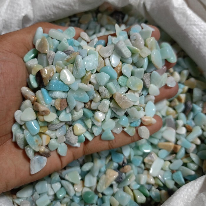 Jual Batu Natural Amazonite Sky Bluee chips 7-9 mm paket 100 grams ...