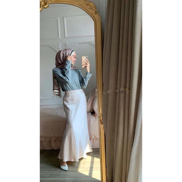 LAVEELAA Rok Satin Mermaid Stretch Pinggang