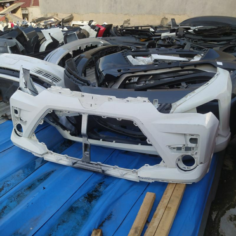 Jual Bumper Bemper Depan Toyota Raize original | Shopee Indonesia