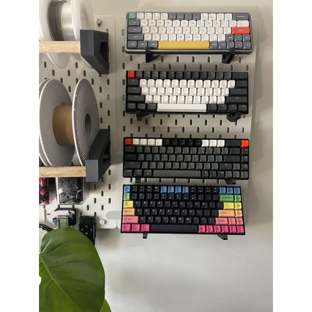 Jual Display Dudukan Keyboard untuk Pegboard Skadis - Keyboard Mount ...