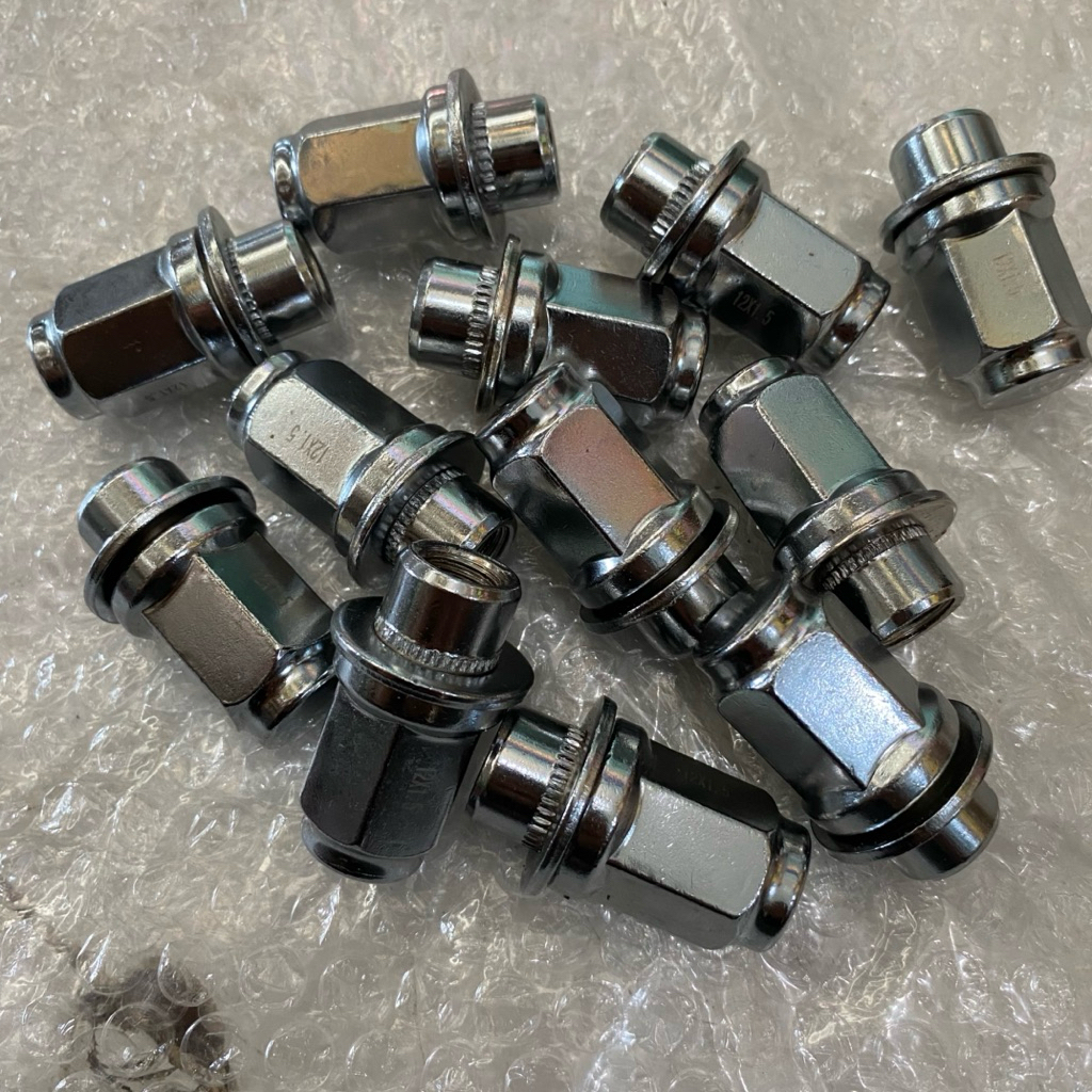 Jual Mur Roda Toyota Innova/Hilux Fujita 12X1.5mm | Shopee Indonesia