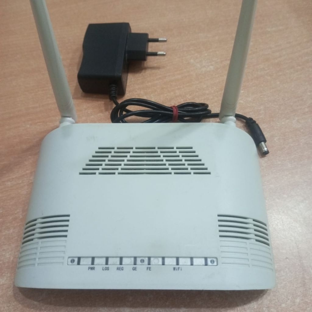 Jual ROUTER GPON/EPON ONU 1GE+1FE+WIFI - (BEKAS MULUS NORMAL) | Shopee ...