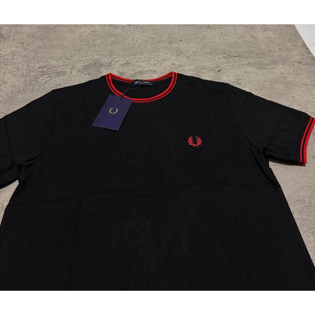 Jual Kaos Branded Fred List Manset Red Premium//Kaos Fred List Red ...