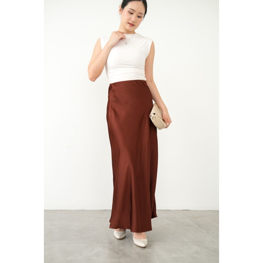 JENN ROSE Carol Premium Satin Silk Skirt Midi Lenght Rok Satin Midi