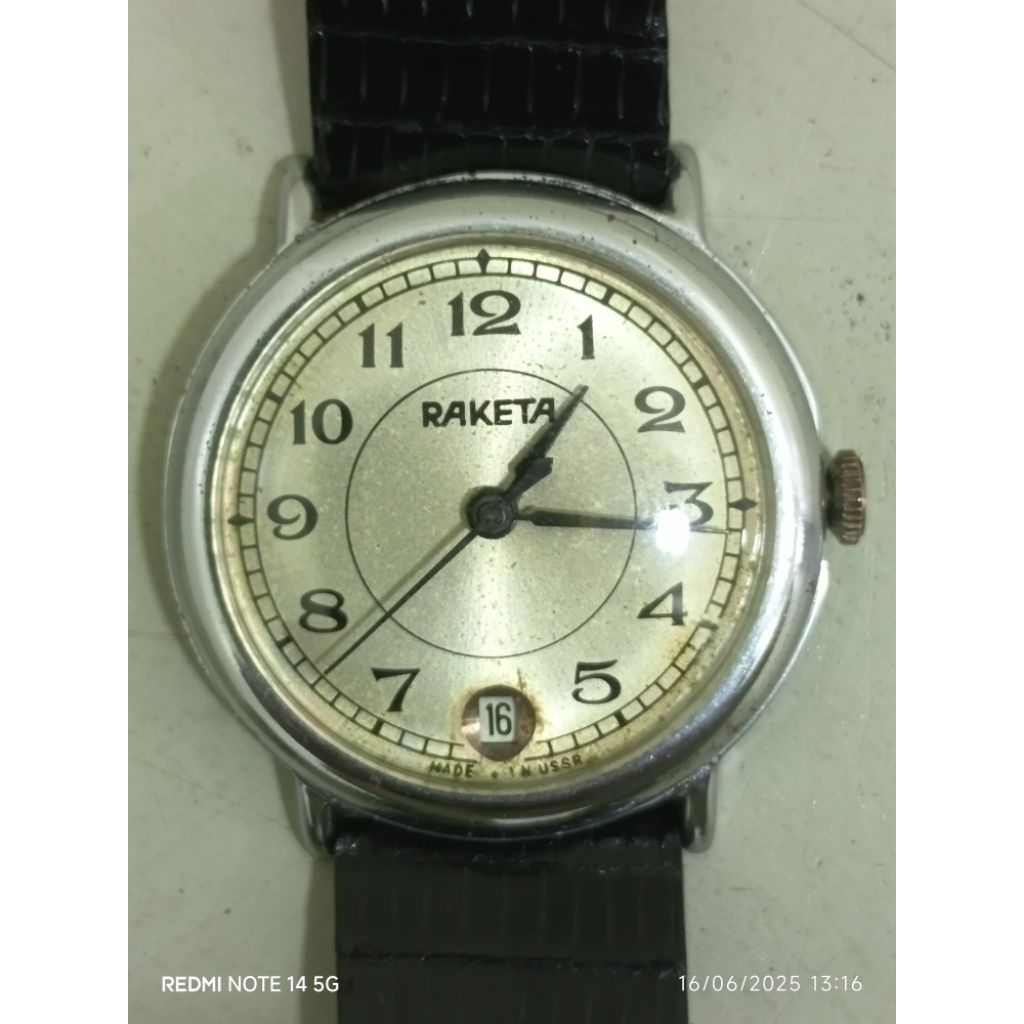 Jual Jam Vintage Klasik RAKETA Made in USSR Mesin Mekanik Manual ...