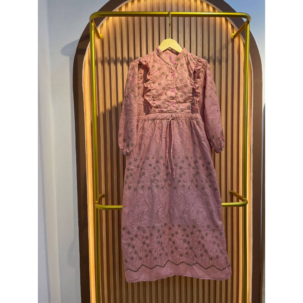 Jual RAYA MIDI DRESS KATUN BORDIR + FURRING // MIDI KATBOL PURING ...