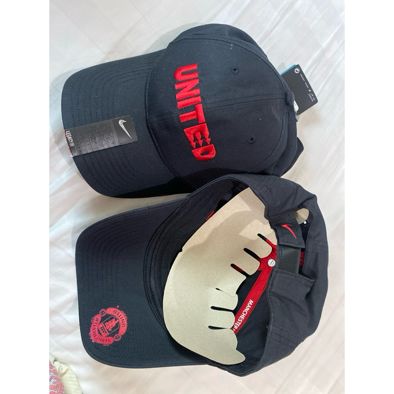 Jual topi MU original Manchester united football club | Shopee Indonesia
