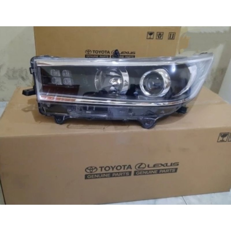 Jual headlamp lampu depan toyota innova reborn tipe V Q 2016 2017 2018 ...