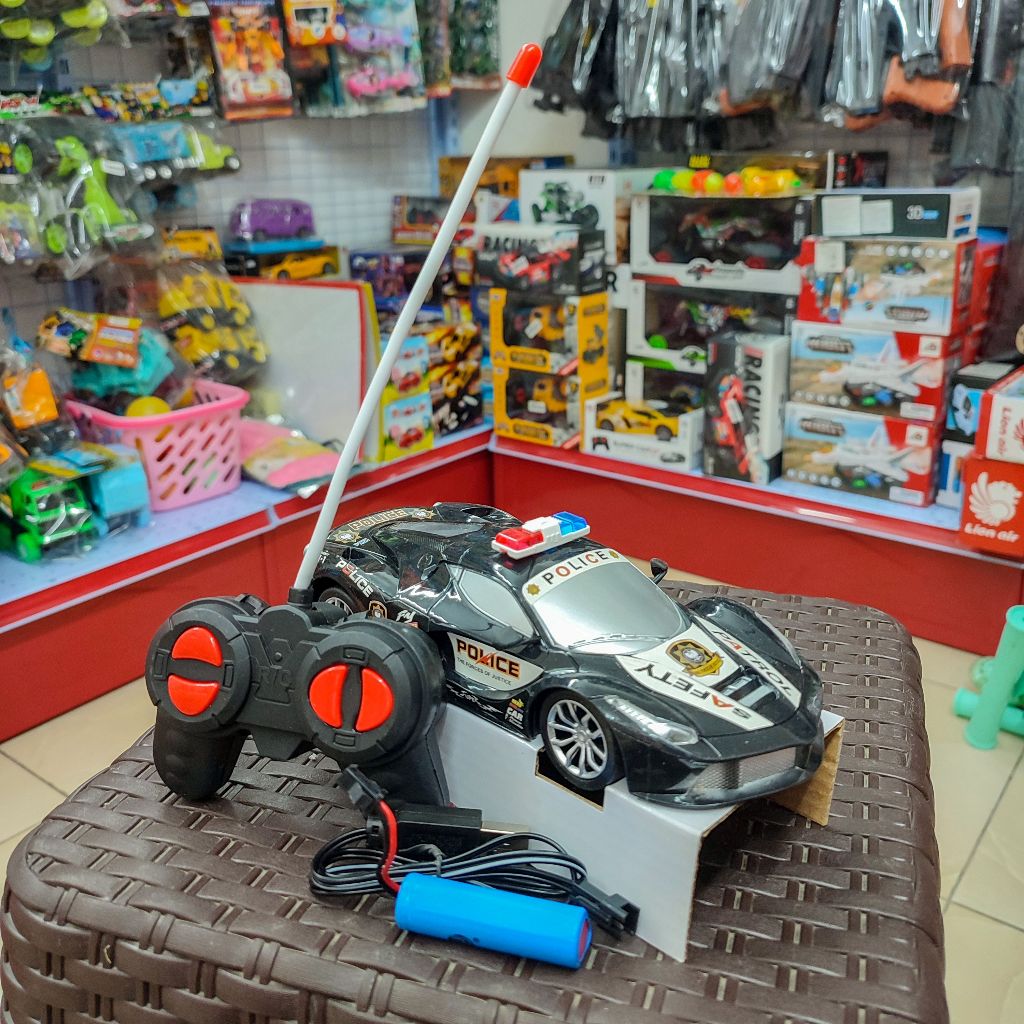 Jual Mobil Remote Control Speed Racing Sport Lampu dan Cas / Mobil ...