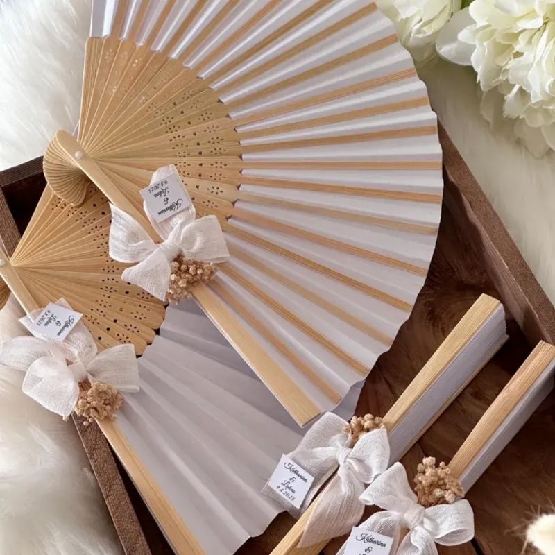 Kipas Putih Polos Bahan Kayu Ukuran 21cm Untuk Hampers Parcel Bambu Souvenir Wedding Dekorasi Kado Imlek / Lebaran