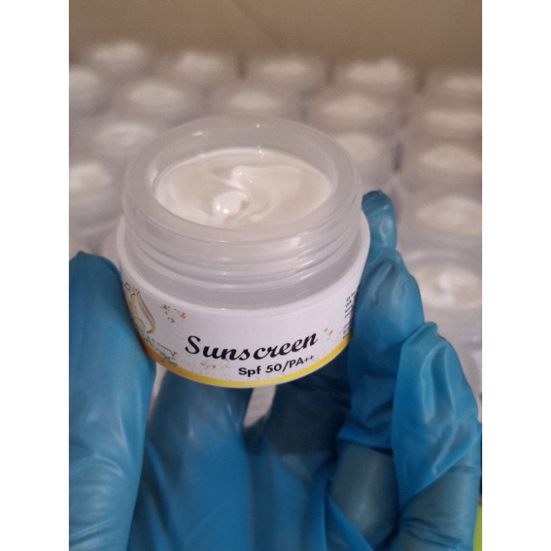Jual SUNCREEN SPF 50/PA++ | Shopee Indonesia