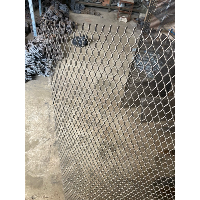 Jual Expand metal mesh 1620 ukuran custom kawat ram besi wiremesh ...