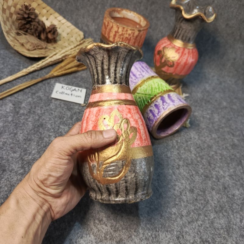 VAS BUNGA GERABAH,KENDI BUNGA, TEBAL WARNA TAHAN AIR,SENI TRADISIONAL INDONESIA