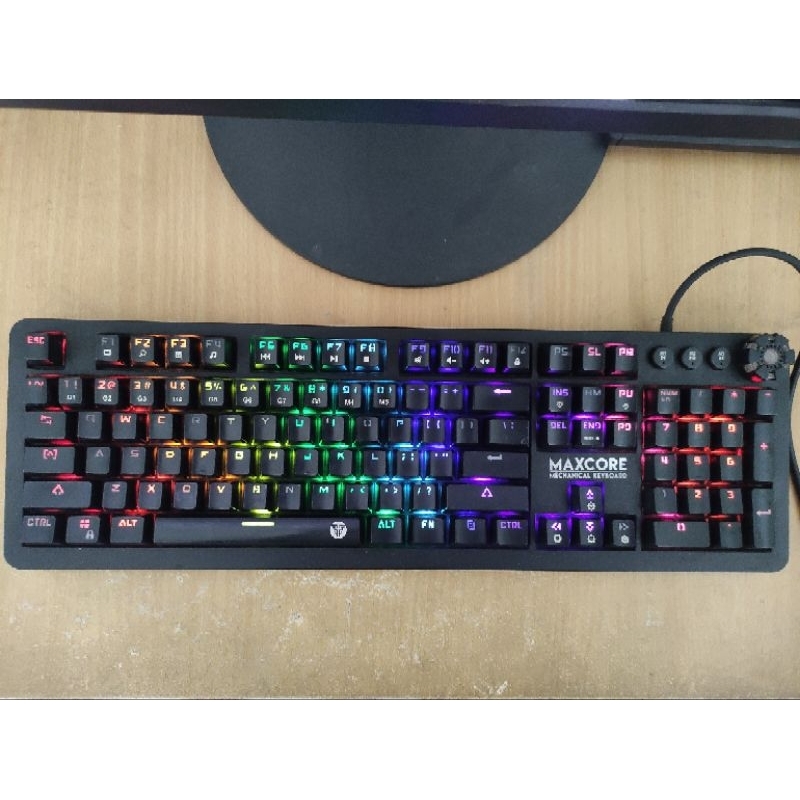 Jual Keyboard Mechanical Gaming Normal Fantech Maxcore | Shopee Indonesia