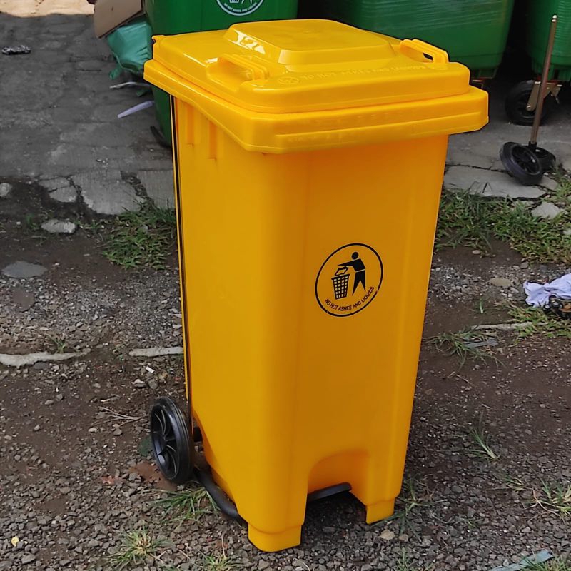 Jual Tempat sampah roda / Tong sampah pedal/injak tengah kap 120 Liter ...