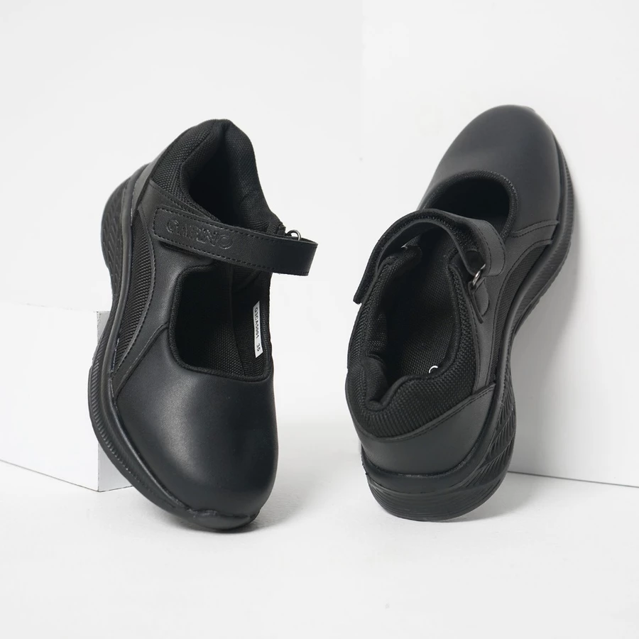 Vanya Black