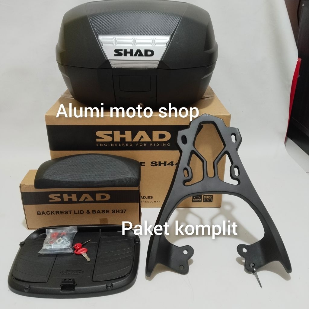 Jual paketan box shad sh44 plus sandaran dan breket box honda scoopy ...