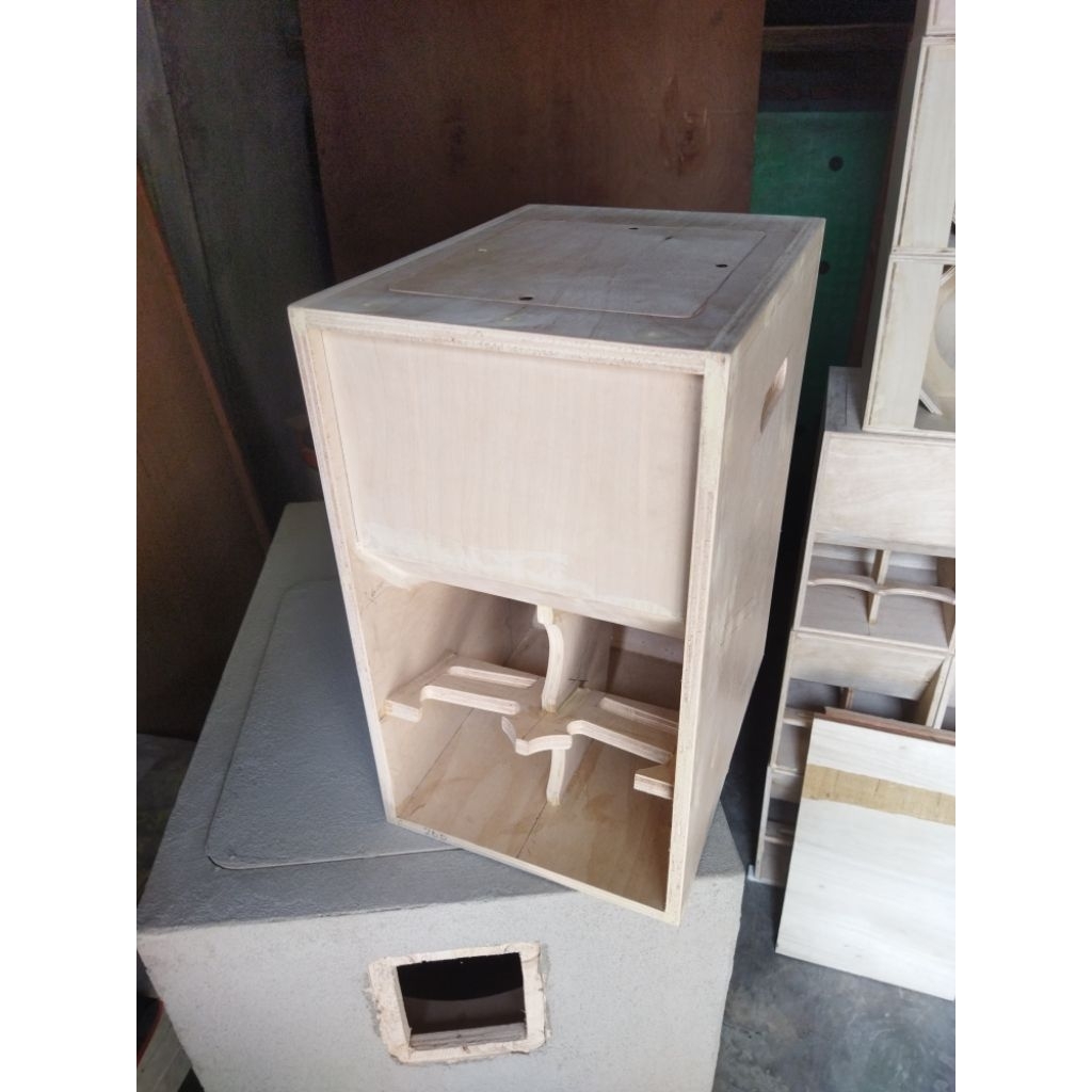 Jual Box speaker Supali 6 inch bahan 12mm | Shopee Indonesia