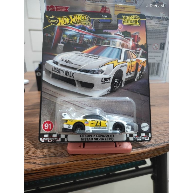 Jual Hotwheels Premium LB Super Silhouette Nissan Silvia S15 LBWK Japan ...
