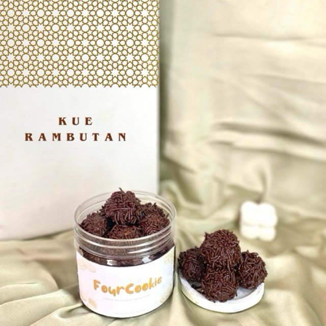 Jual Kue Rambutan atau rambutan cookie full coklat toples 400ml ...