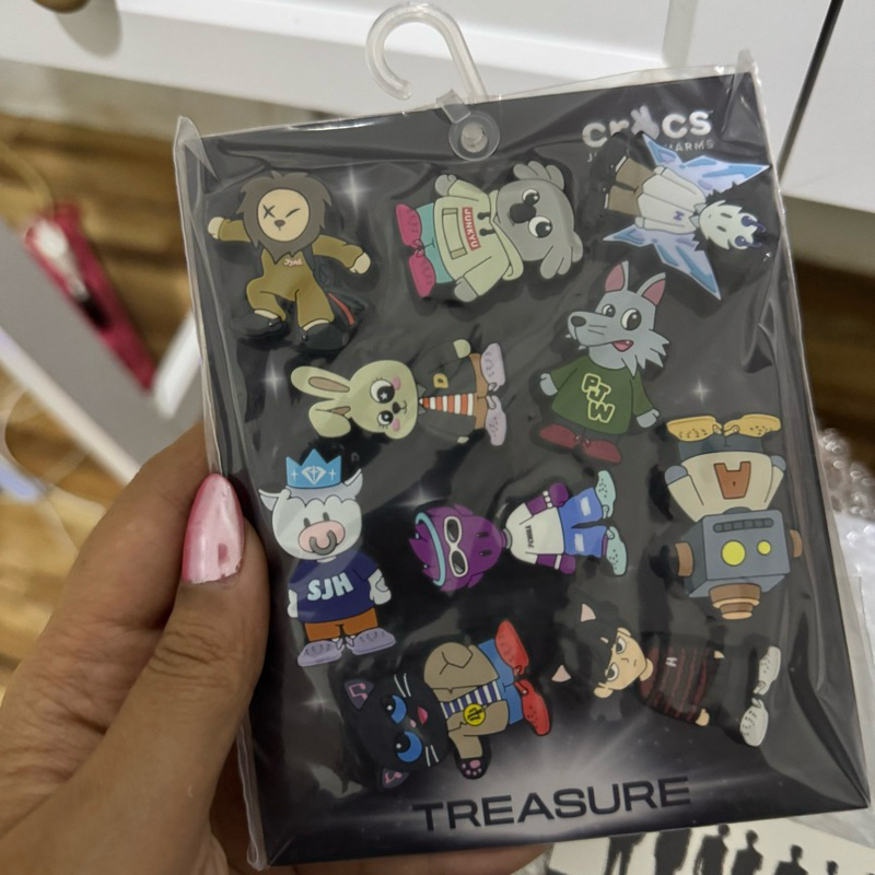 Jual TREASURE JIBBITZ CROCS HYUNSUK JIHOON JUNKYU YOSHI JAEHYUK ASAHI ...