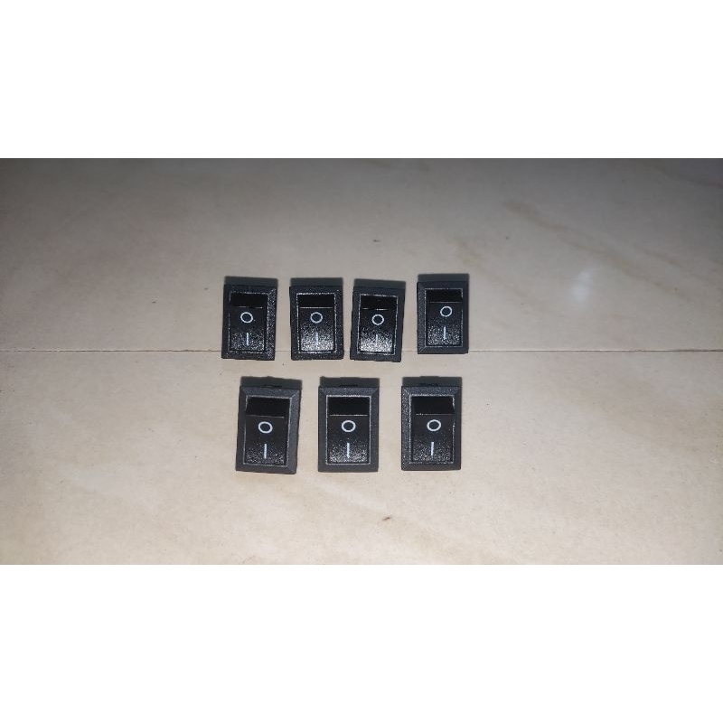 Jual Saklar Switch On Off 2 Kaki 21 x 15 mm | Shopee Indonesia