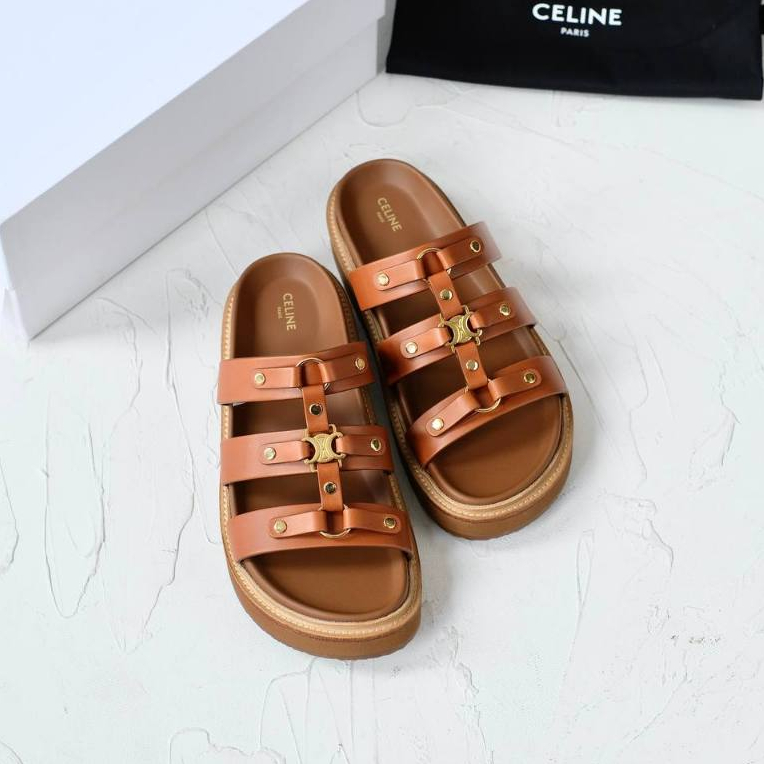 CELINE 25S TIPPI TRIOMPHE SANDAL IN BROWN CALFSKIN SUEDE