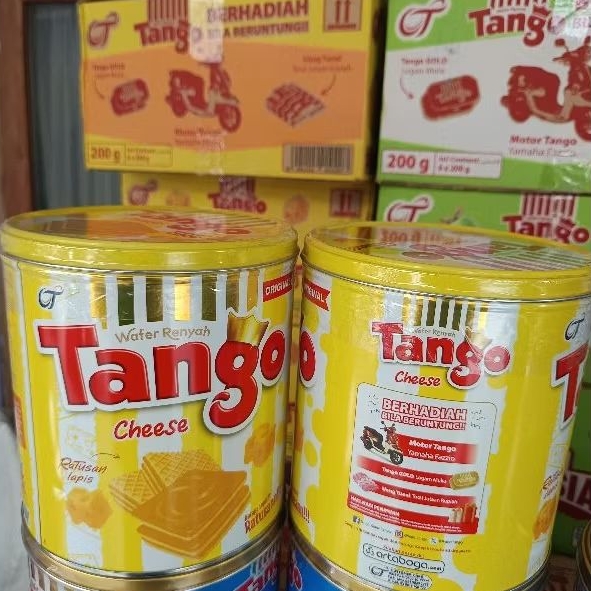 Jual Tango 240gr / 200gr BERHADIAH Wafer kaleng Rasa: Coklat, Vanila ...
