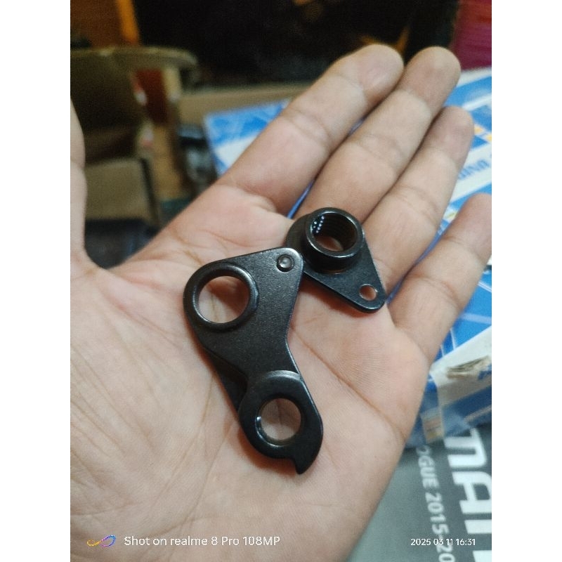 Jual Hanger RD Anting RD RD Hanger Patrol C09 CXC | Shopee Indonesia