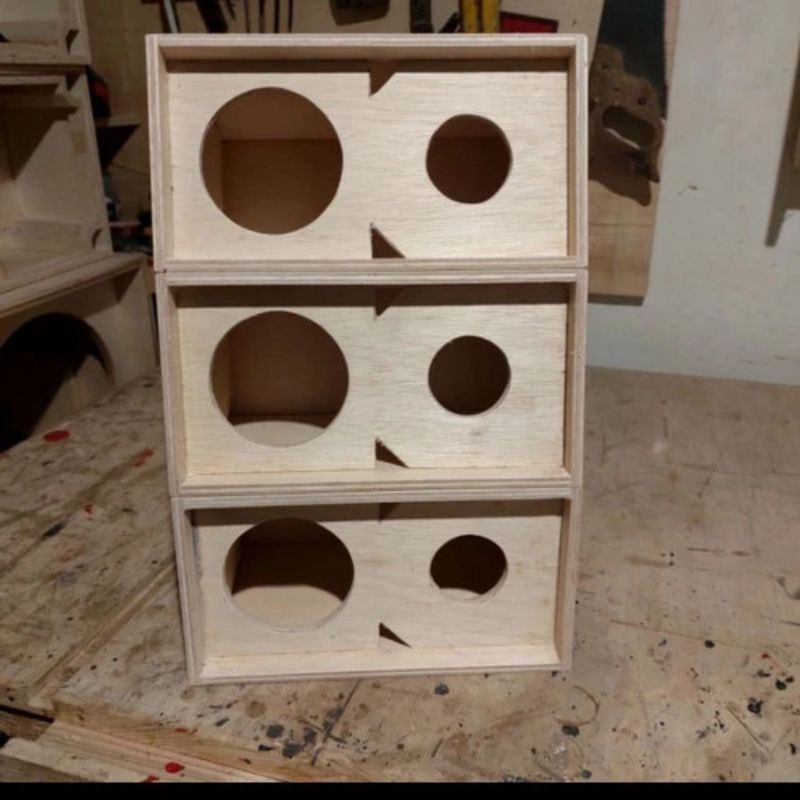 Jual BOX SPEAKER MINIATUR 4 INCHI MODEL LINE ARRAY | Shopee Indonesia