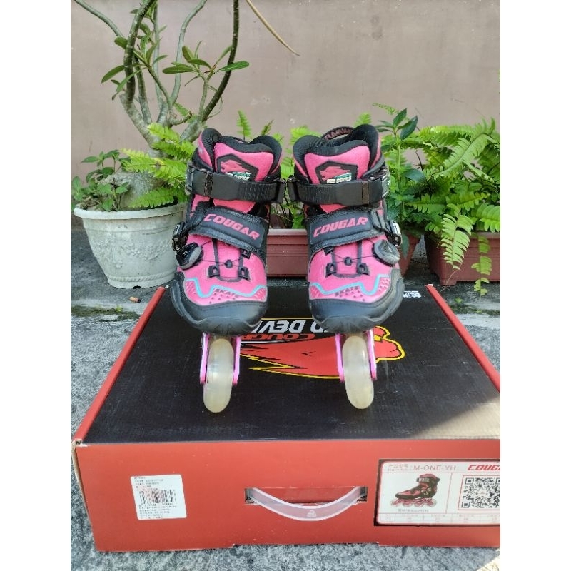 Jual sepatu roda anak second cougar M ONE YH carbon | Shopee Indonesia