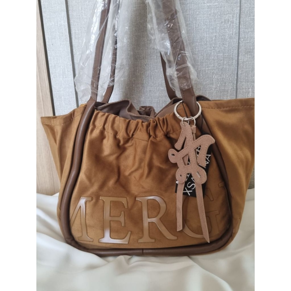 Jual Tas Merge Bag tote Bangkok Viral bisa gosend ready | Shopee Indonesia