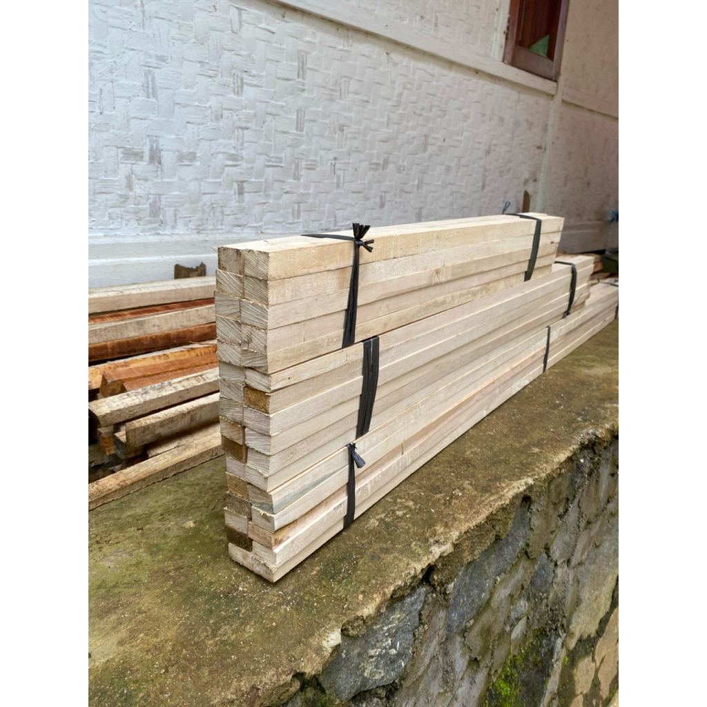 Jual PROMO!! KAYU RENG 1 IKAT ISI 10 BTG BERBAGAI UKURAN SUDAH DISERUT ...