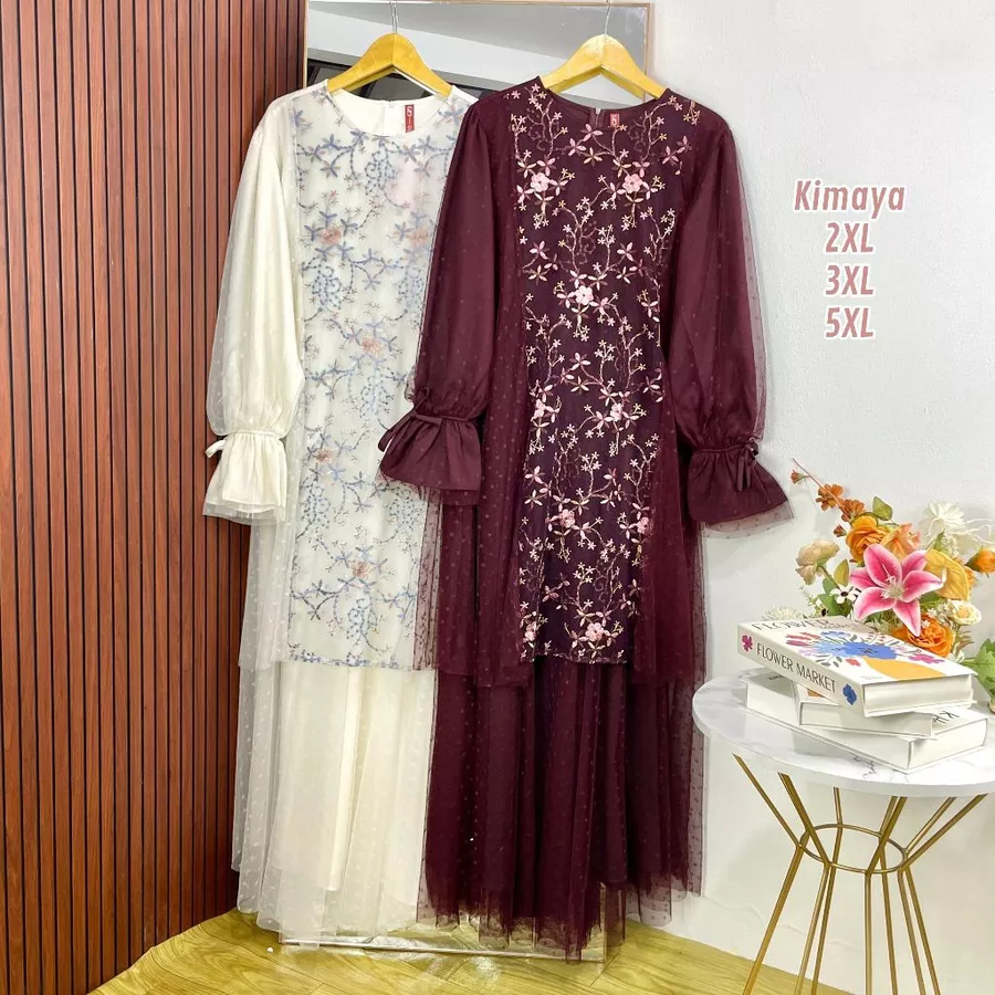 Nakia Dress