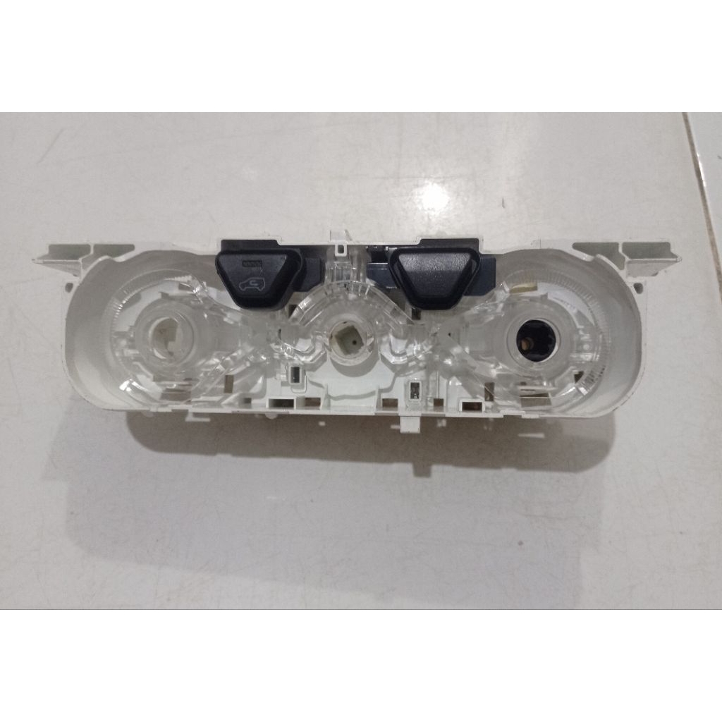 Jual CONTROL SWITCH AC INNOVA REBORN TIPE G COPOTAN | Shopee Indonesia