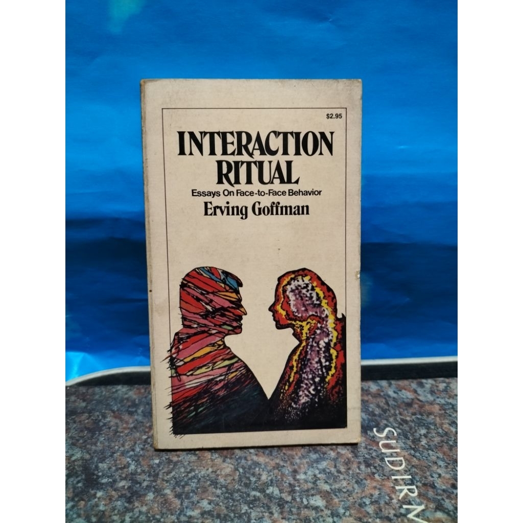 Jual BUKU BEKAS INTERACTION RITUAL BY ERVING GOFFMAN | Shopee Indonesia