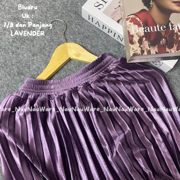 Rok Plisket Bludru Panjang Dewasa Premium Import