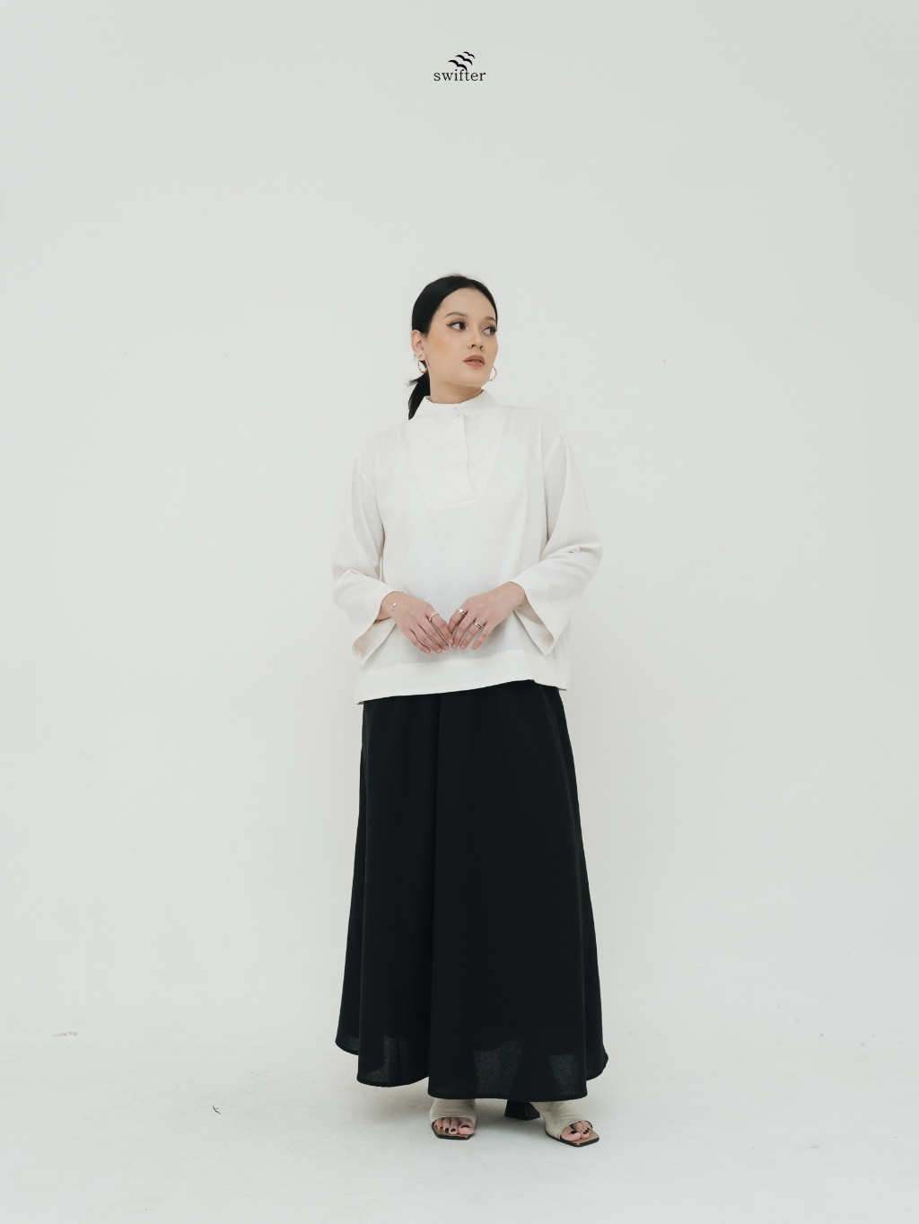Jual Swifter - Ira Boxy Linen Top / Minimalist Long Sleeve Standing ...
