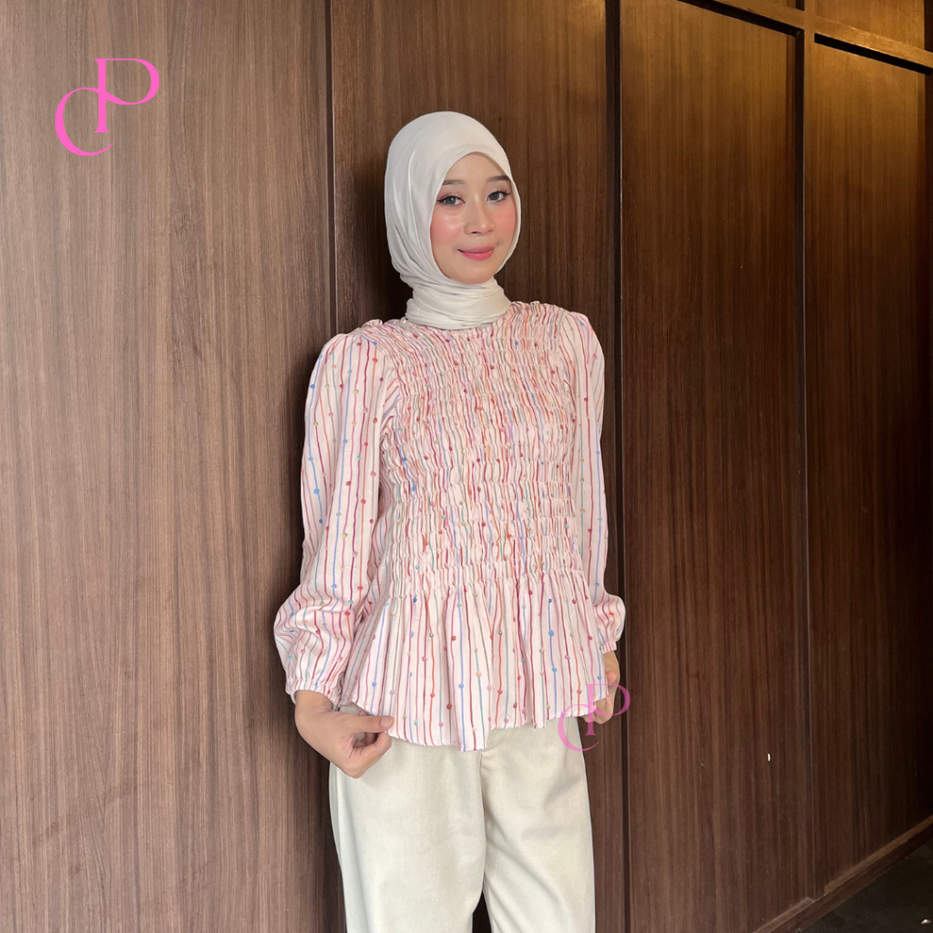 Seline Smocked Blouse - Blouse Kerut Wanita Clasic Putri