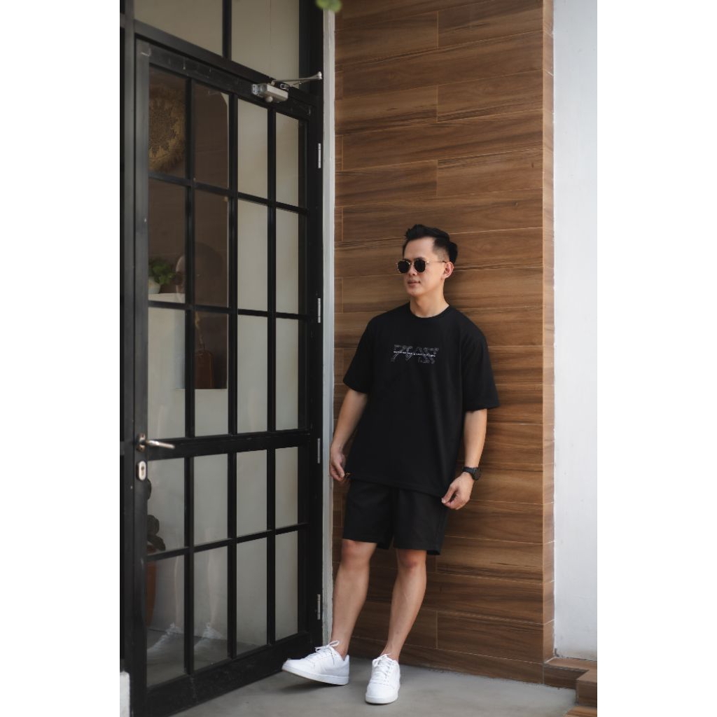 Kaos Oversize AD7ER clo Black on MAPF