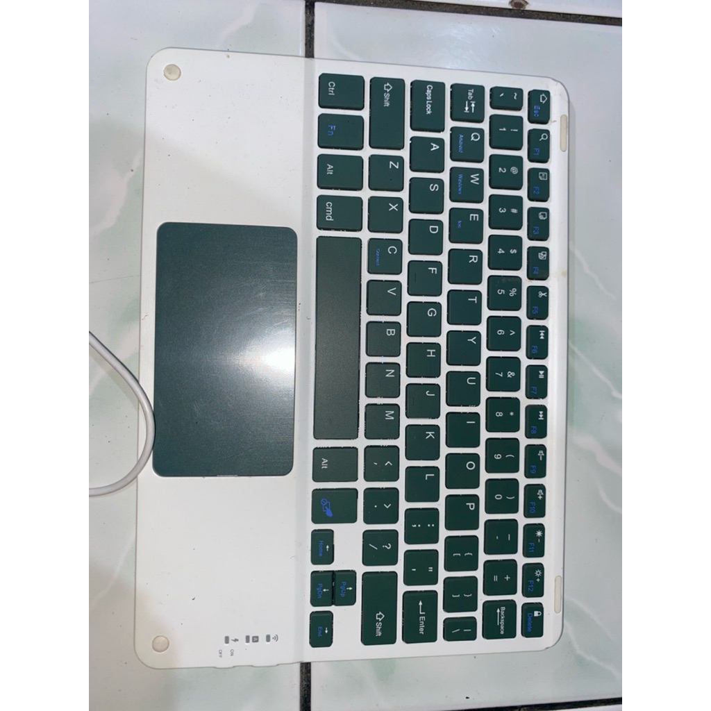 Jual keyboard ekternal warna ijo putih | Shopee Indonesia
