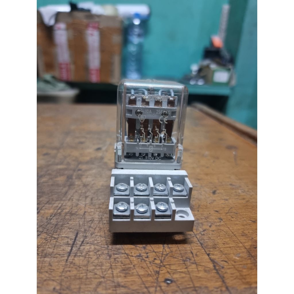 Jual RELPOL RELAY R15 4DPT 110VDC + SOCKET | Shopee Indonesia