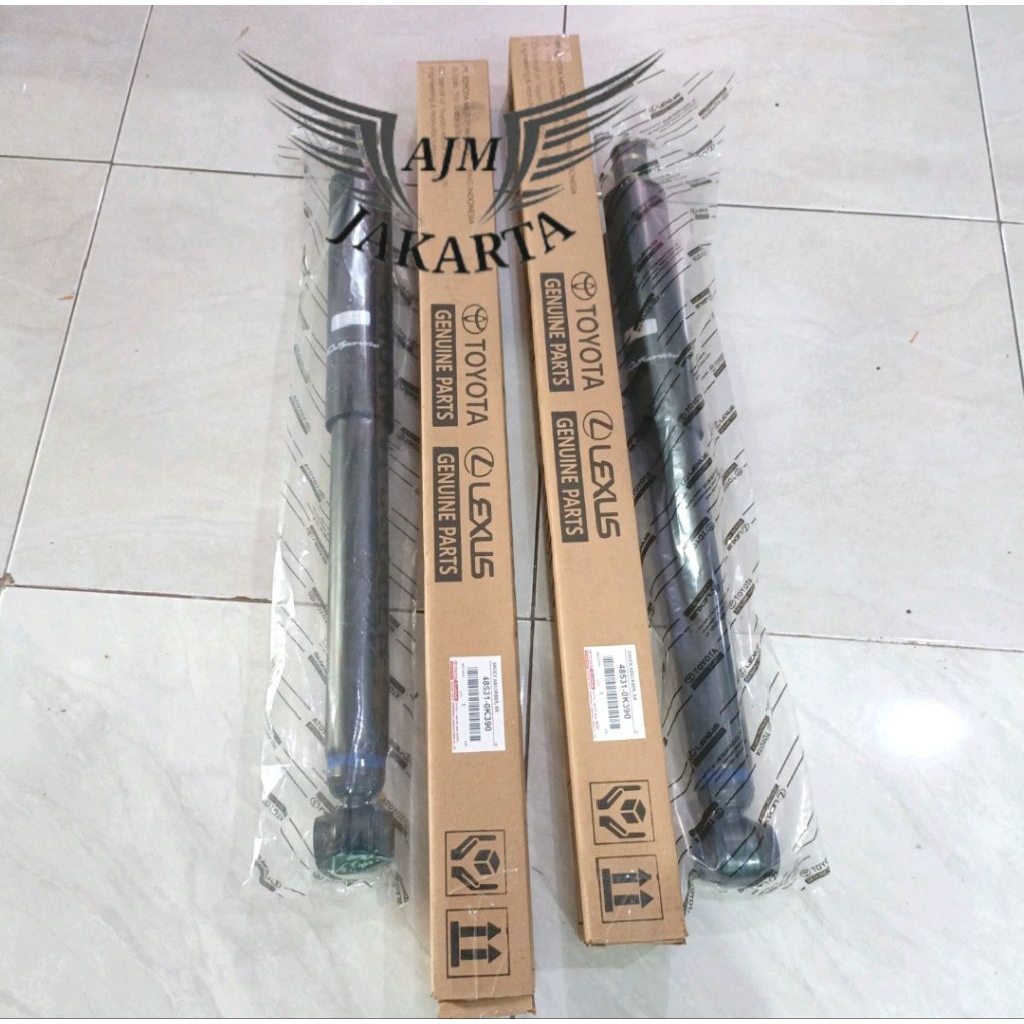 Jual Shock breaker shockbreaker belakang Toyota innova reborn 2016-up ...