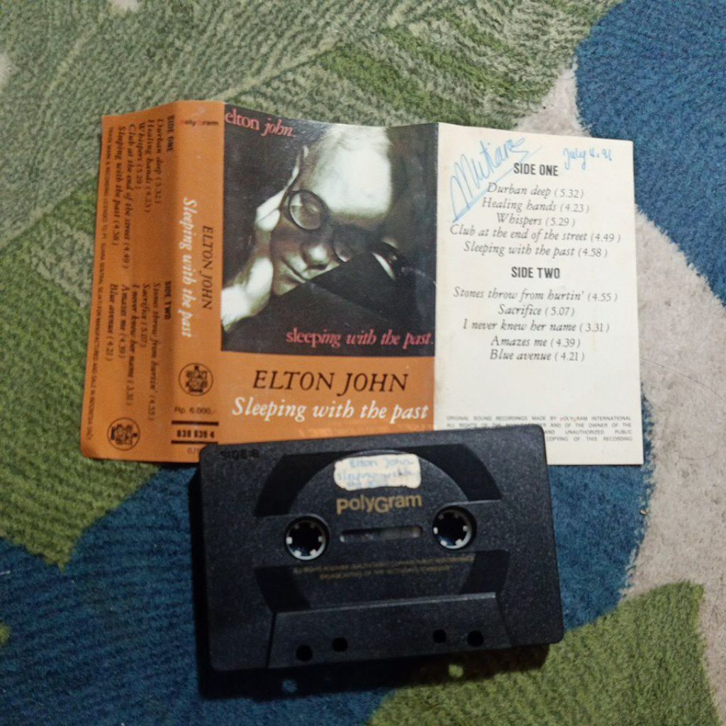 Jual KASET PITA ELTON JOHN SLEEPING WITH THE PAST | Shopee Indonesia