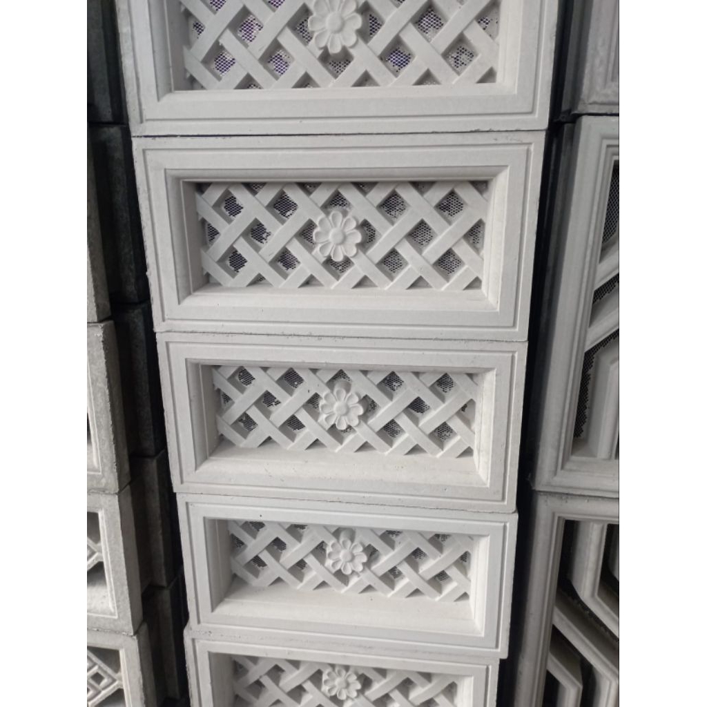 Jual ROSTER BETON ANGIN ANGIN KASA 20X40 | Shopee Indonesia