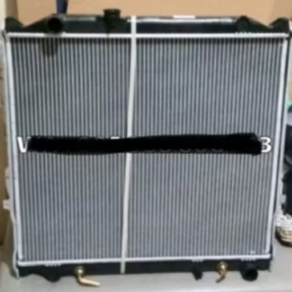 Jual Radiator Toyota Landcruiser Prado Diesel Matic 1KZ KZJ90 KZJ95 ...