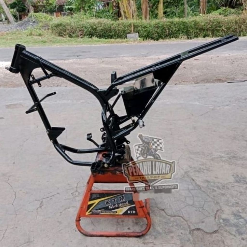 Jual rangka kerangka frame subframe crf replika PNP MESIN : TIGER, MP ...